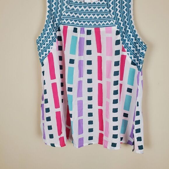 Savanna Jane Embroidered Printed Sleeveless Top Small - Picture 3 of 8